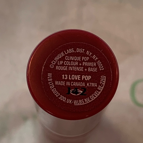 NWOT Clinique Pop 13 Love Pop Lip Colour + Primer/Brand New/Never Used - Picture 3 of 4